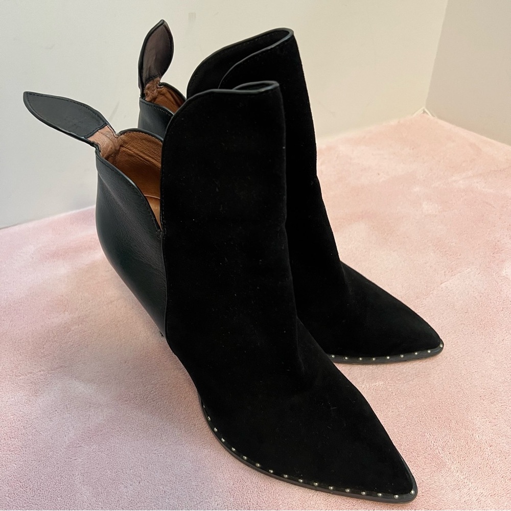 Basconi Black Suede Leather Stiletto Heel Booties Sz 39 or 8 or 8.5